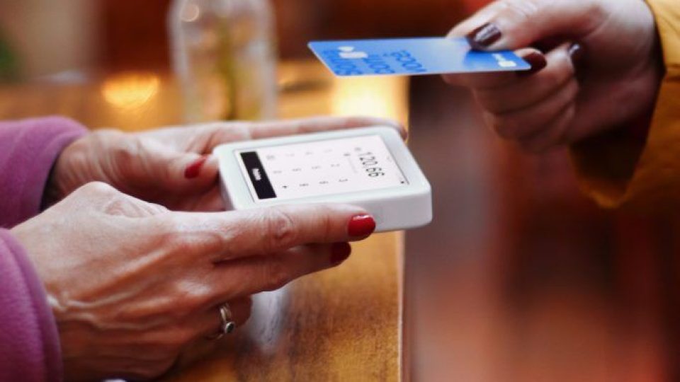 credit card fraud – scanning credit cards